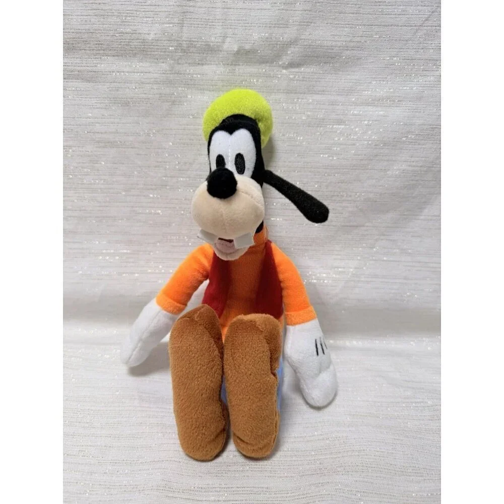 Disney Small Classic Goofy Plush 12in Disney Just Play LLC 12in
